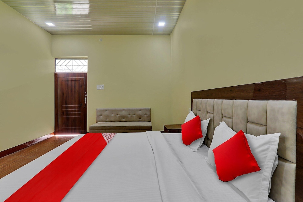 Hotel O Takrohi Hospital Road