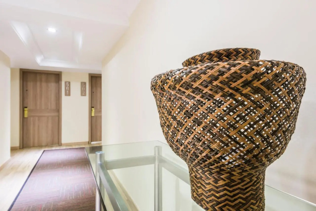 Hotel Rosales Plaza