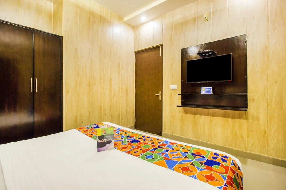 Hotel Jannat by FabHotels