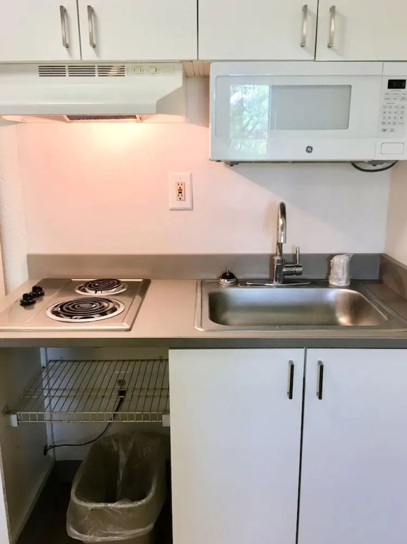 InTown Suites Extended Stay Nashville TN - Hendersonville