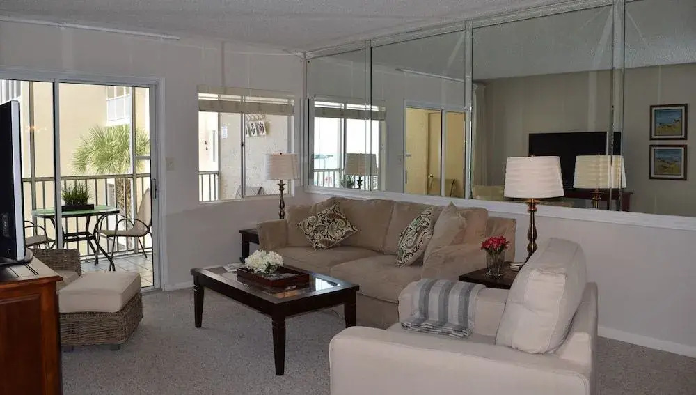 Gulf Shore Condo #314 - 2 Br condo by RedAwning