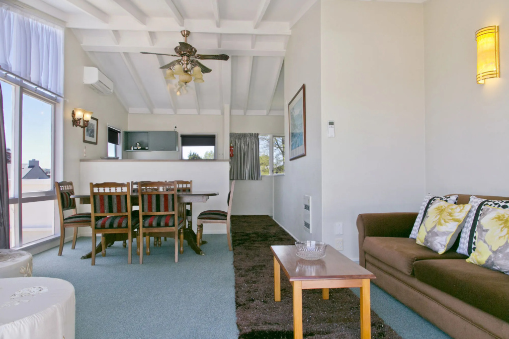Taupo Thermal Motel & Spa - Adults Only