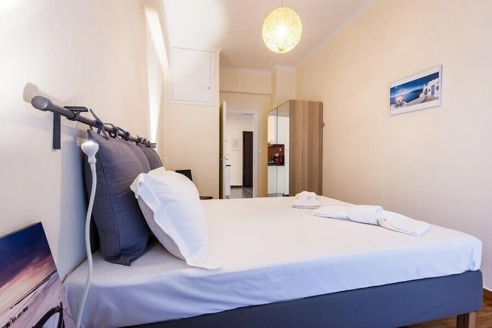 Brand new apartment with one bedroom next to Metro