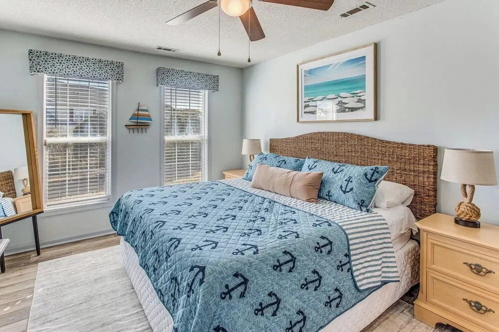 Golf Cart & Pool Access! Condo in Myrtle Beach