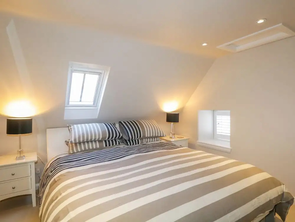 36 Sandend Village