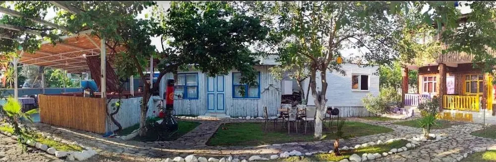 Ata Bungalows