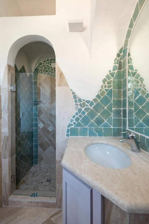 it has 1 bedroom communicating with living room with sofa bed, kitchen, large terrace (with table an-SHERDEN BILO 8