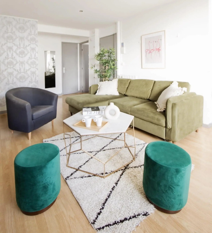 1615 - Family apartment with terrace