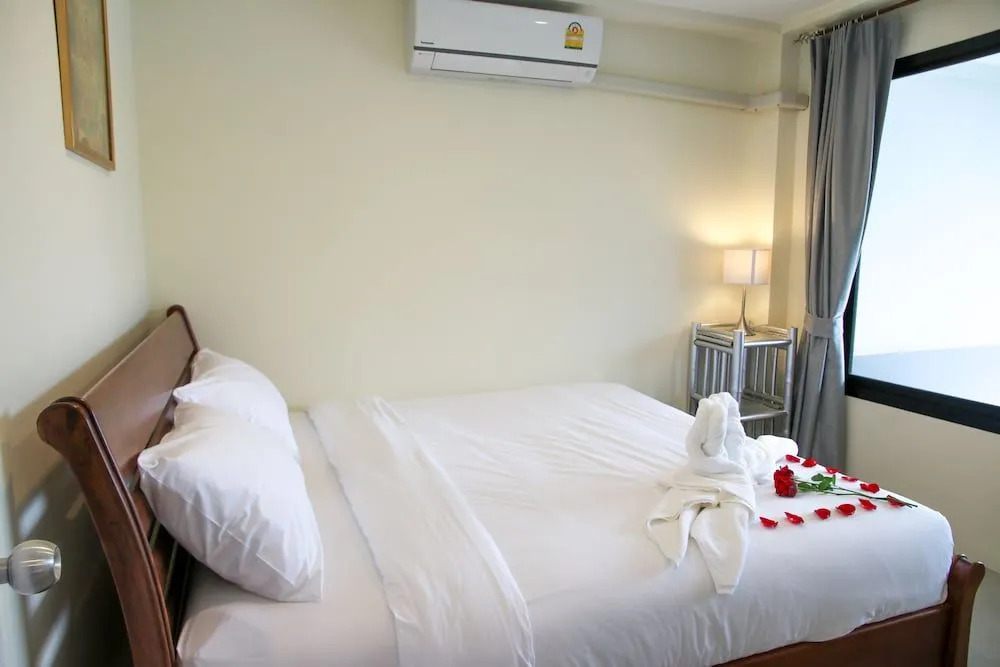 Specious Vacation Dia House 8 Minutes to Pristine Beach