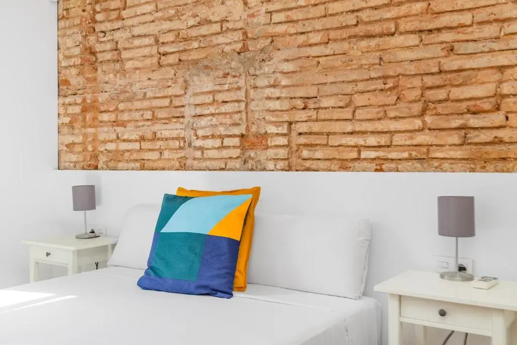 Lodging Apartments Amazing apartment by Ramblas with inner terrace