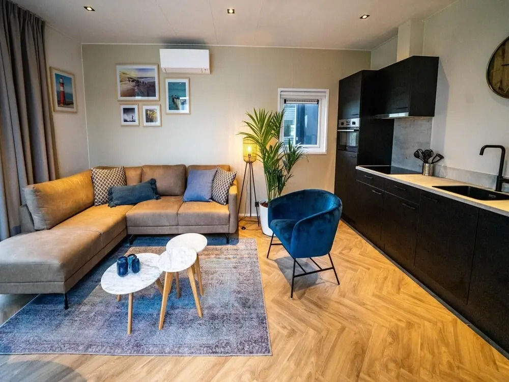 Chalet on a Holiday Park 3.5 km From the Beach