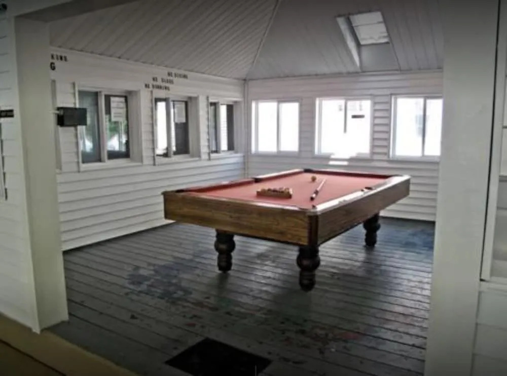 Exit 5 Resort & Condominium