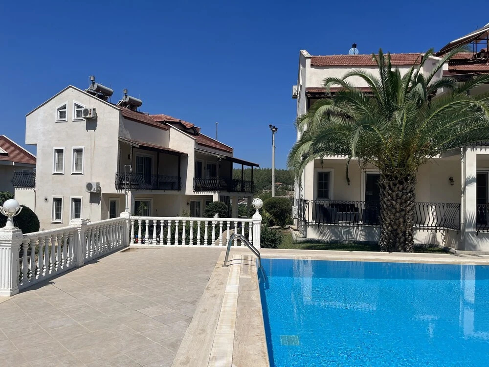 Stunning Spacious Poolside 2-bed Apt in Ovaçik