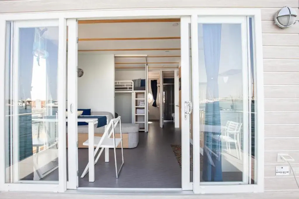 House Boat Rimini Resort