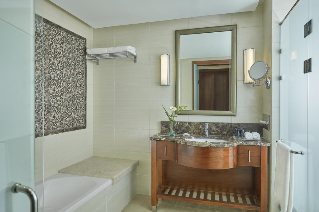 Cairo Pyramids Hotel