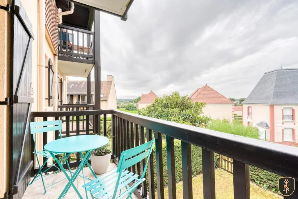 Cosy flat at 100m from the beach and parking