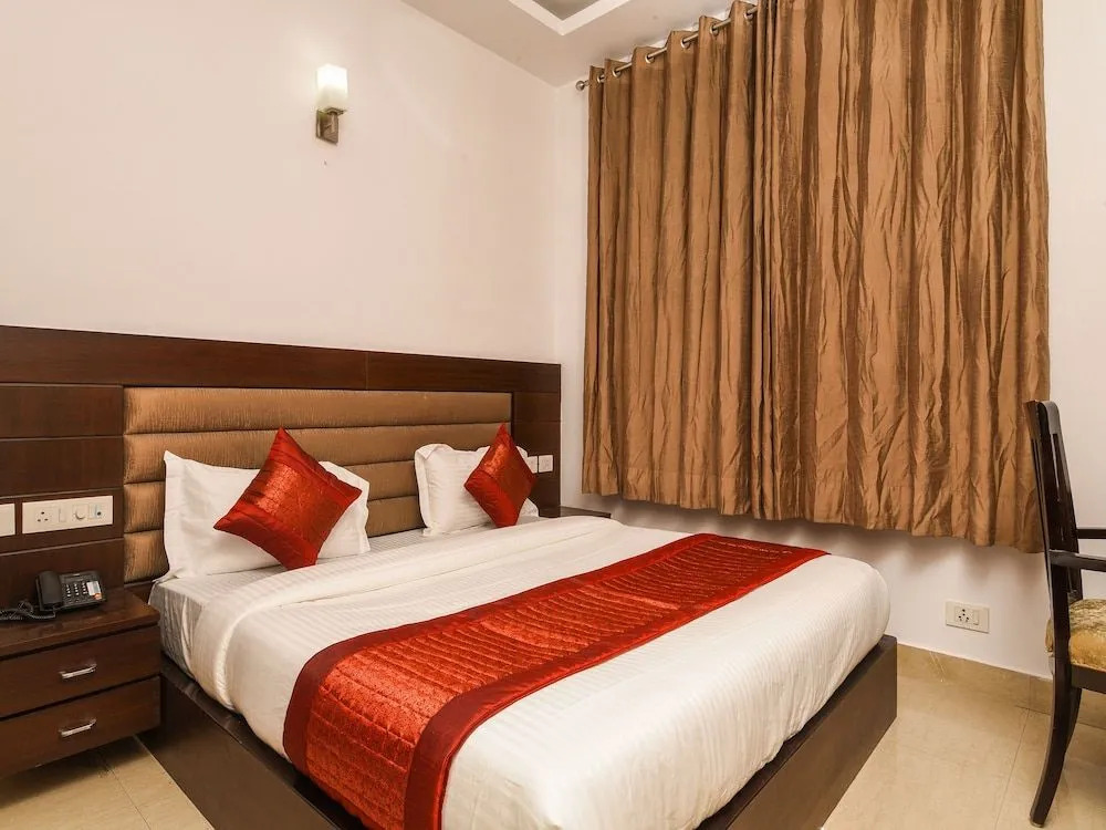 Oyo 15540 Jani Homes