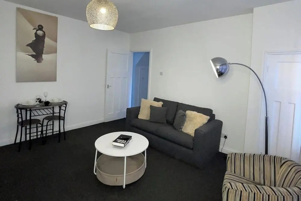 Apartment Sleeps 2