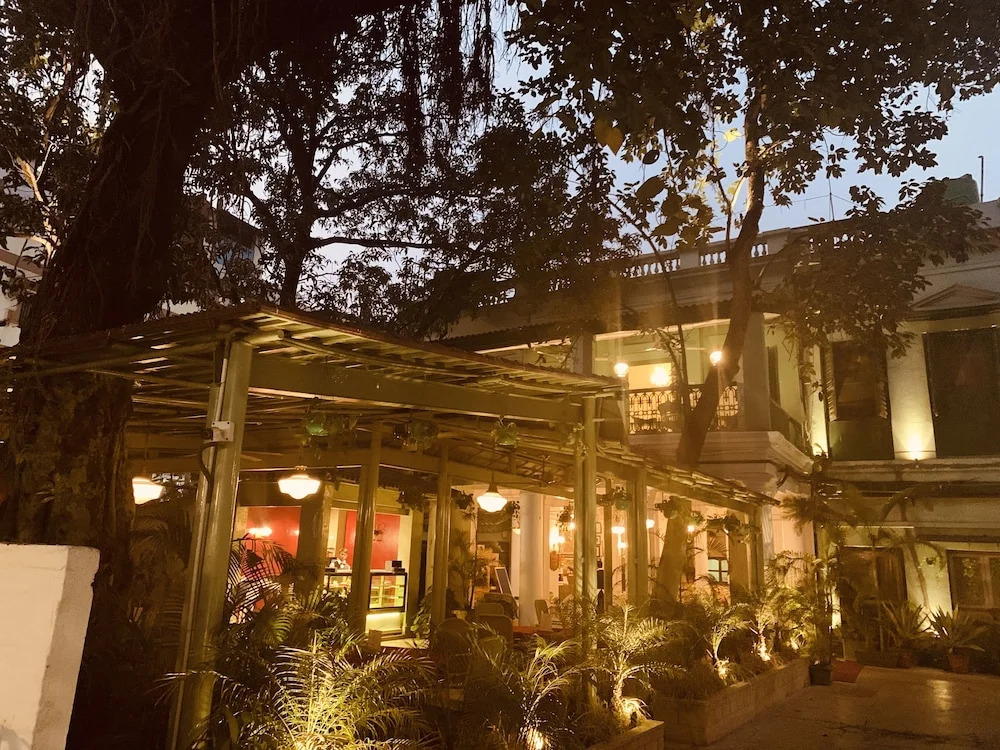 The Elgin Fairlawn, Kolkata