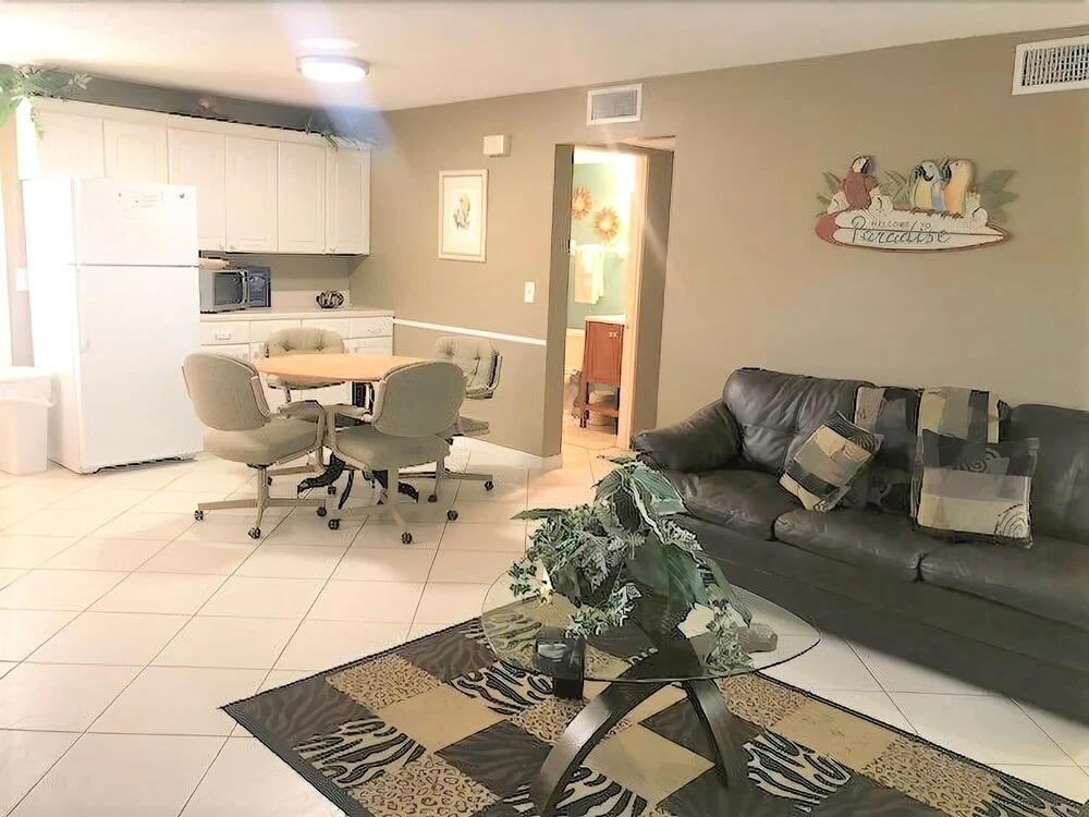 315 Canal #313 4 Bedrooms 4 Bathrooms Duplex