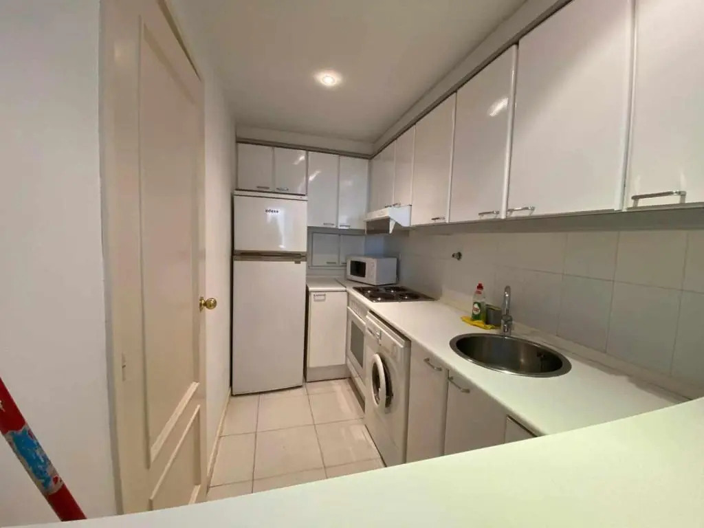 Nautic1-Apartamento renovado con A/A y parking