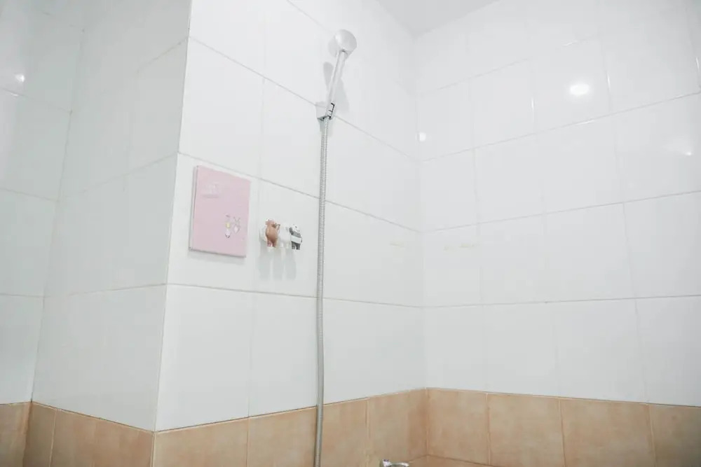 Comfy Studio Apartment for 1 Pax at Green Pramuka City