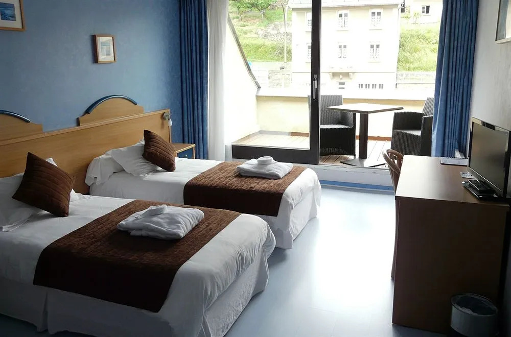 Brit Hotel Du Ban