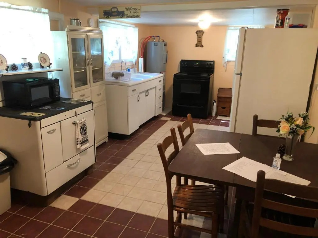 Cochran Farm House