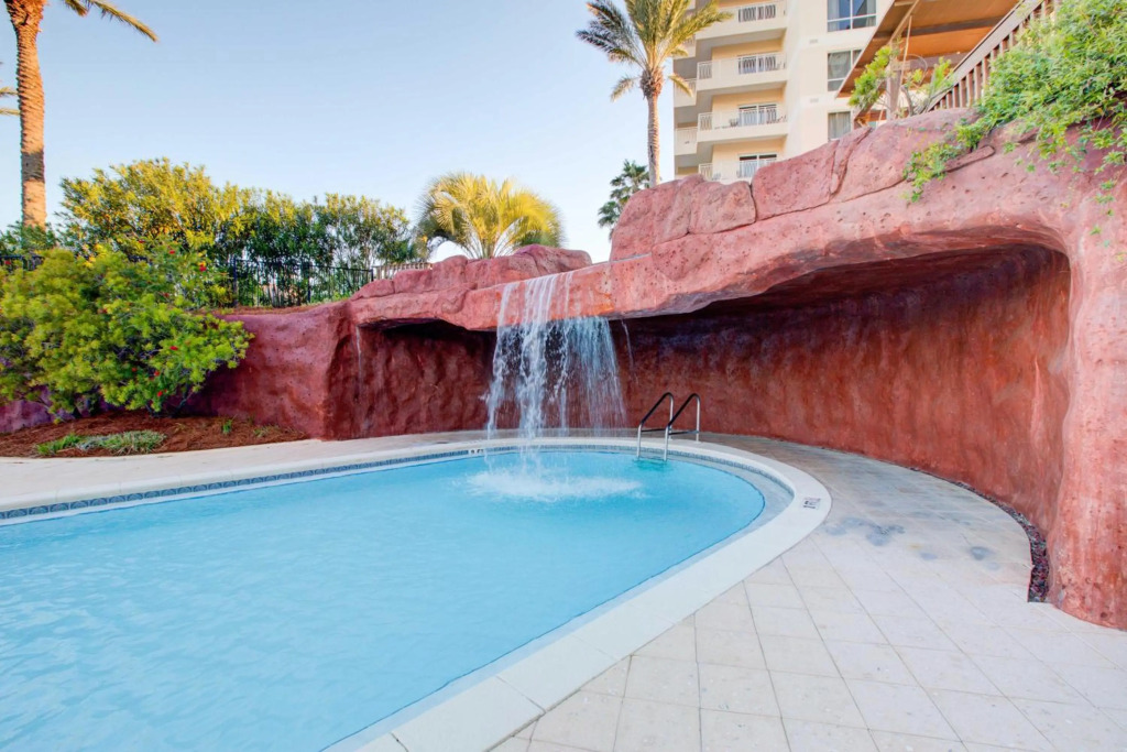 Luau II 6932 - flr9 - 1BR 1BA