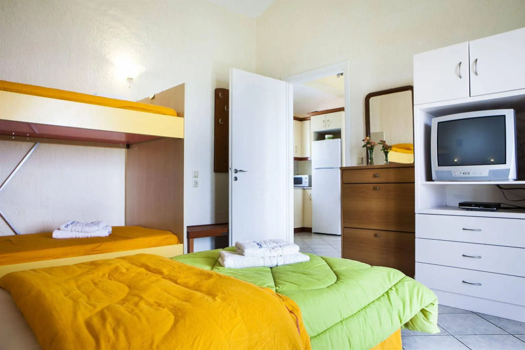 Panorama Fanari studios and apartments