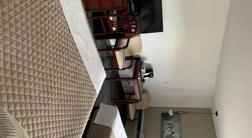 Motel Cle O Spa Inn