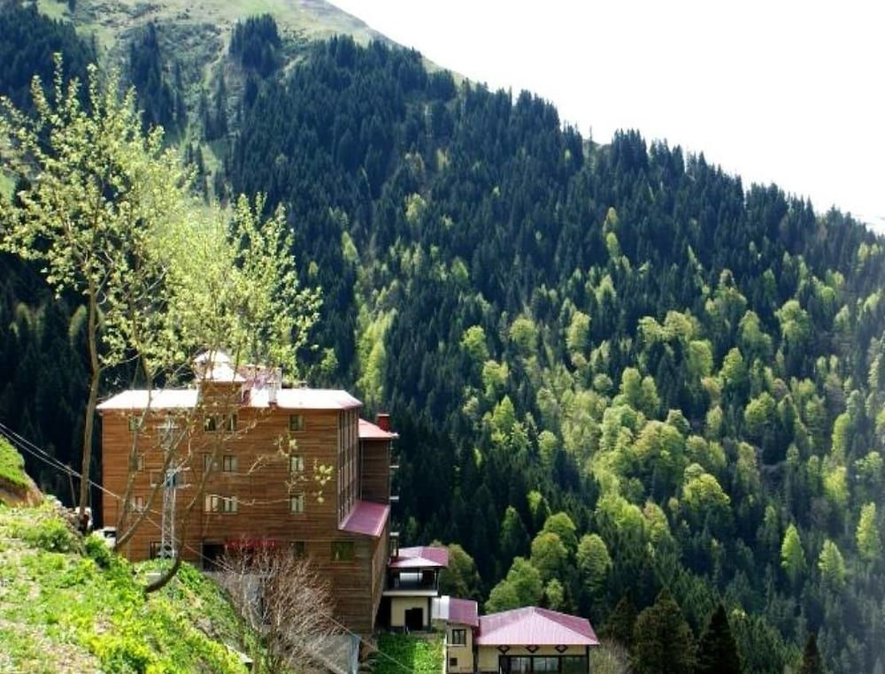 Grand Sis Hotel