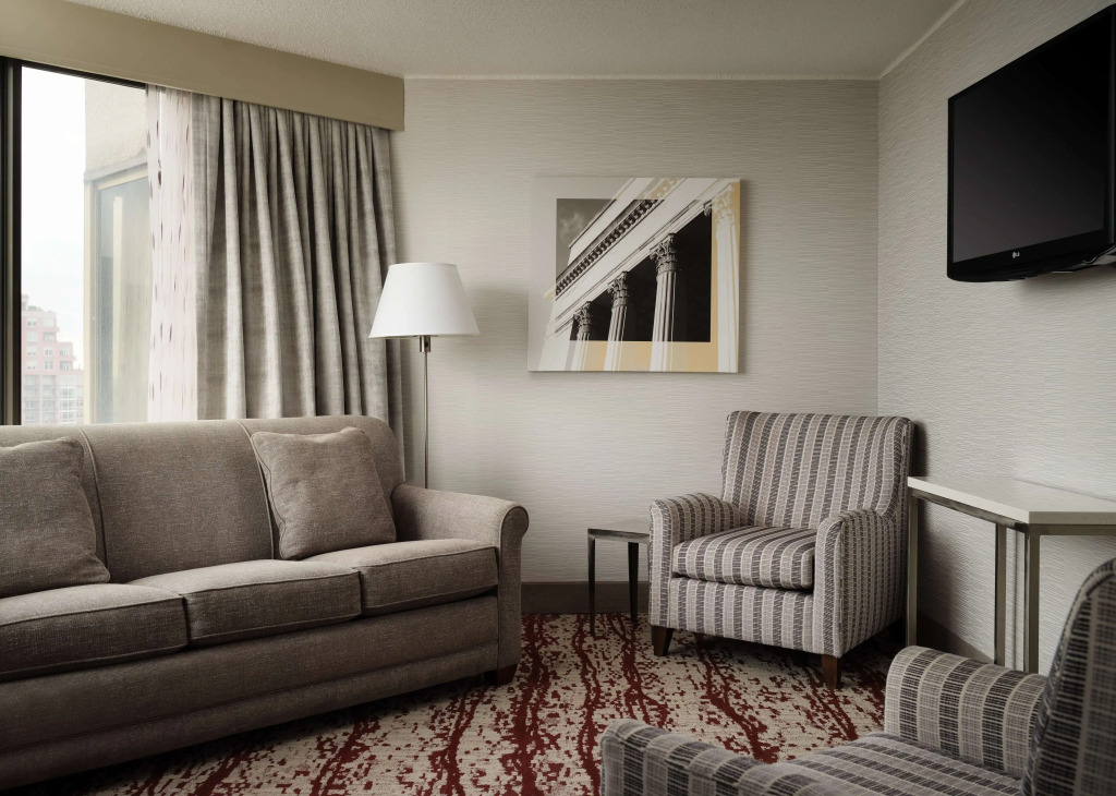 DoubleTree by Hilton Hotel Philadelphia Center City