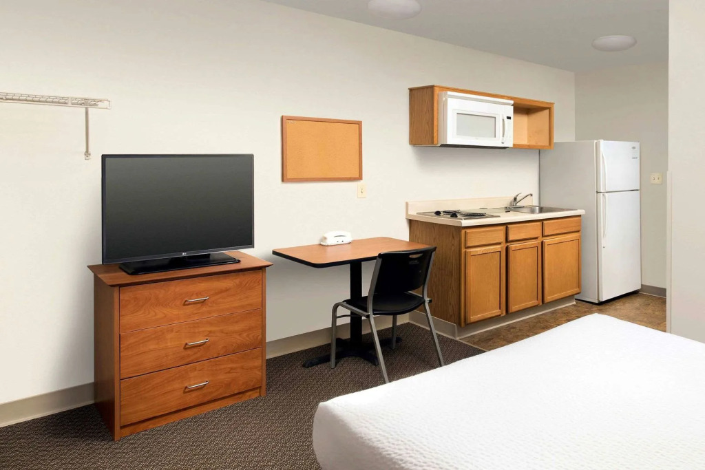 WoodSpring Suites Spartanburg - Duncan