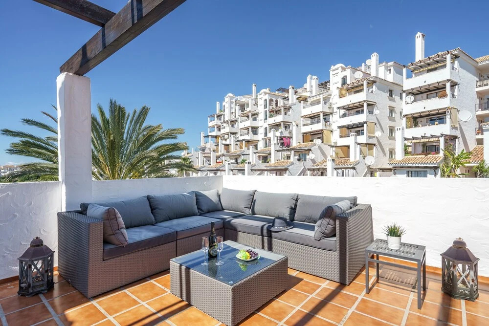 Terrific Bright Apartment with Private Terrace Ref 71