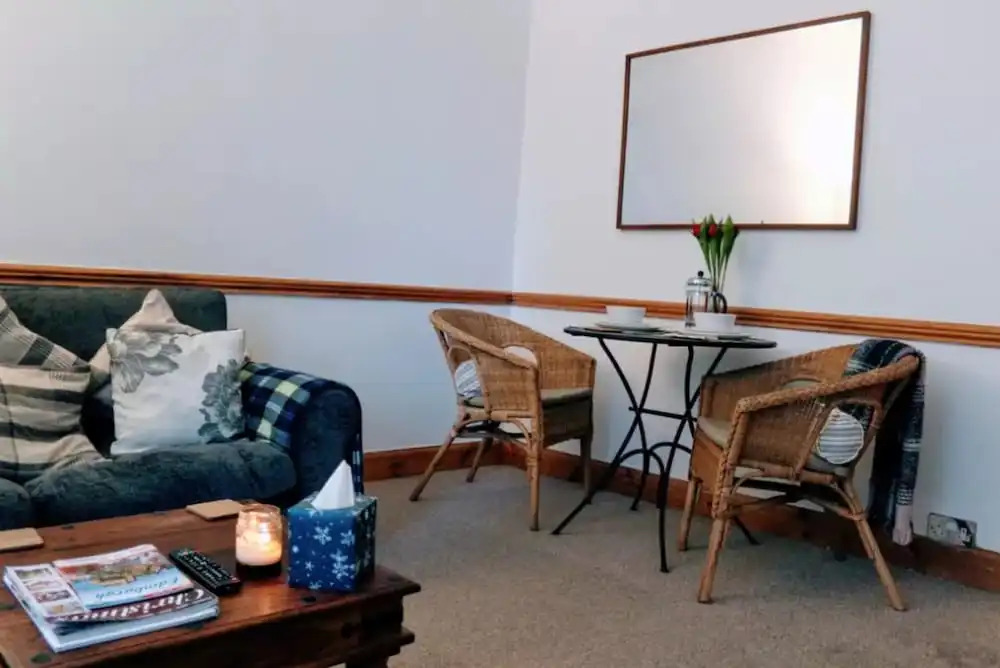 1 Bedroom Apartment Near The Old Town