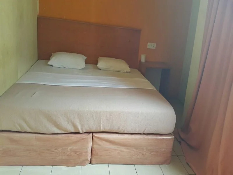 OYO 89557 Welcome Inn