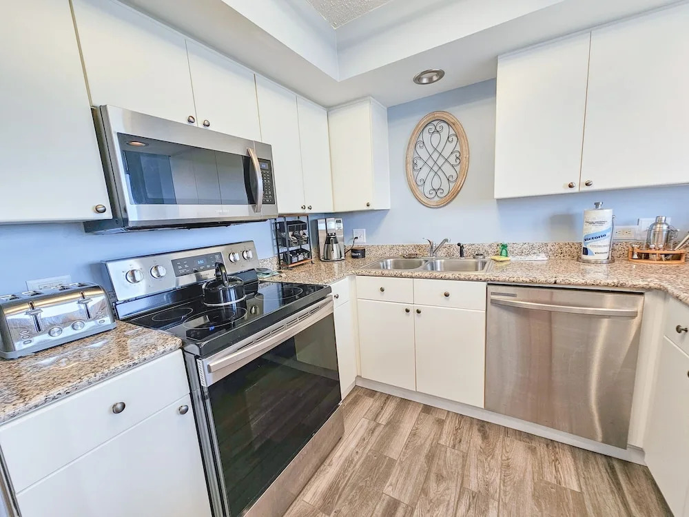 204b 2 Bedroom Condo