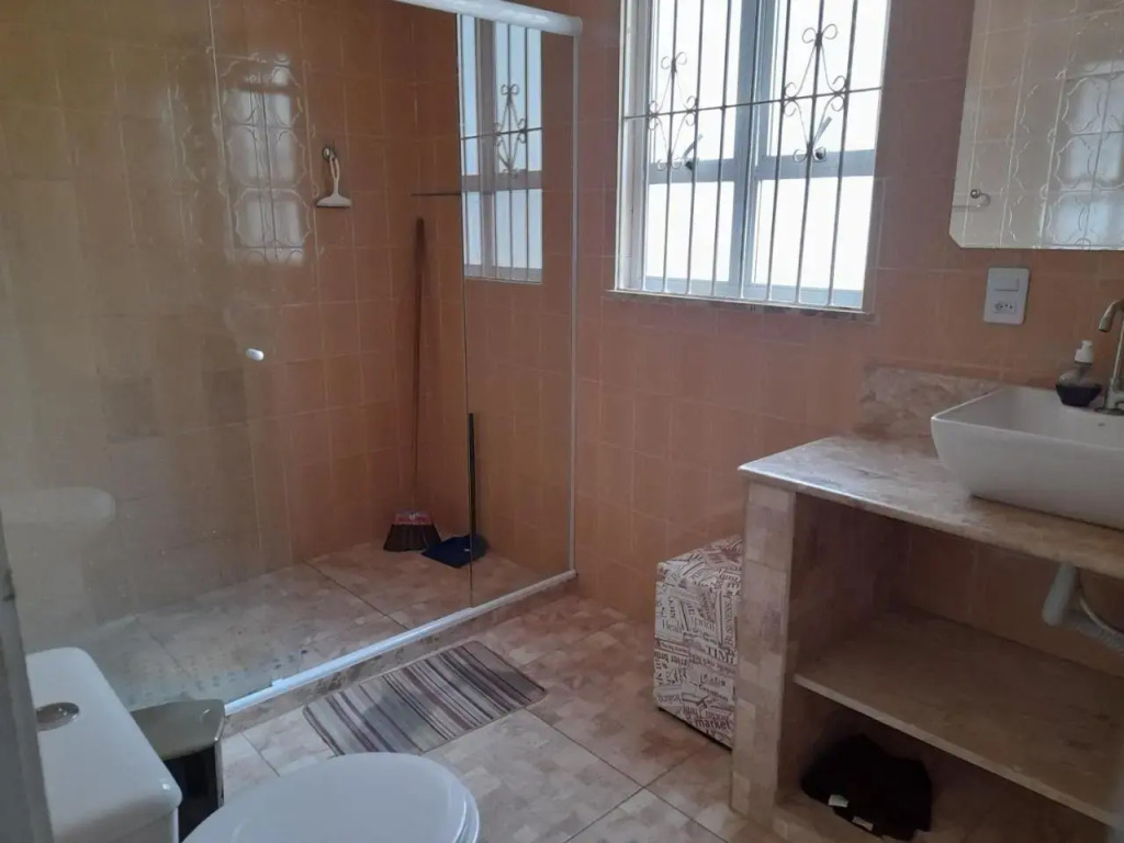 casa funcional, aconchegante e a 2 quadras da praia