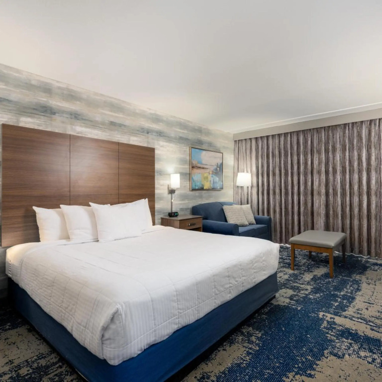 MCM Elegante Hotel