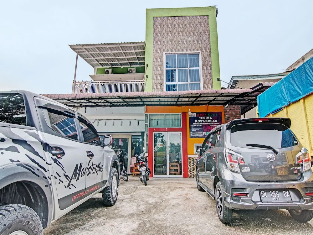 OYO 92047 Penginapan Arfi Syariah