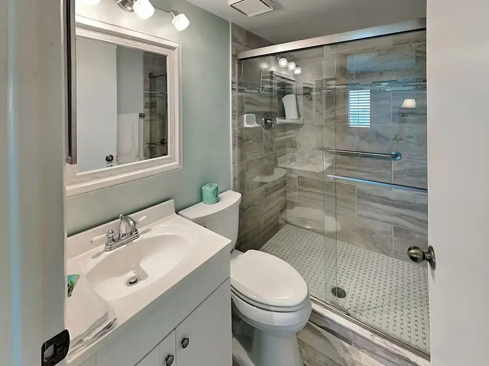 Admirals Bay 255 by Distinctive Beach Rentals