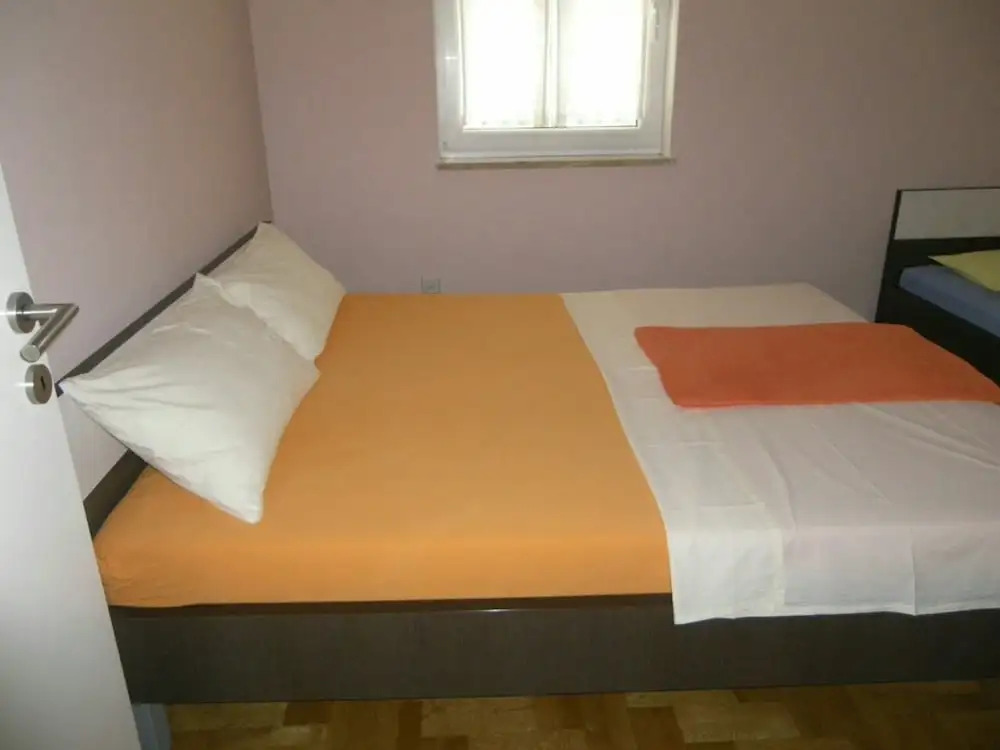 Guest House MIRA