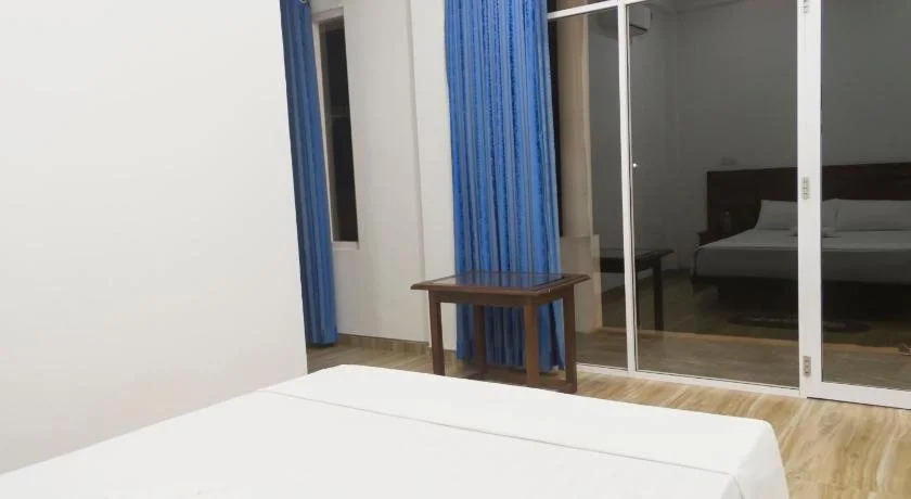 Oasis Hotel Mirissa