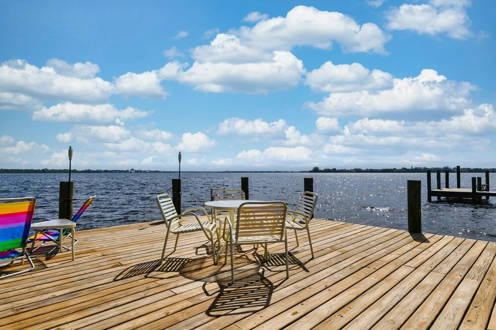 Sunshine On The River 3 Bedroom Waterfront Property 3 Home by Redawning