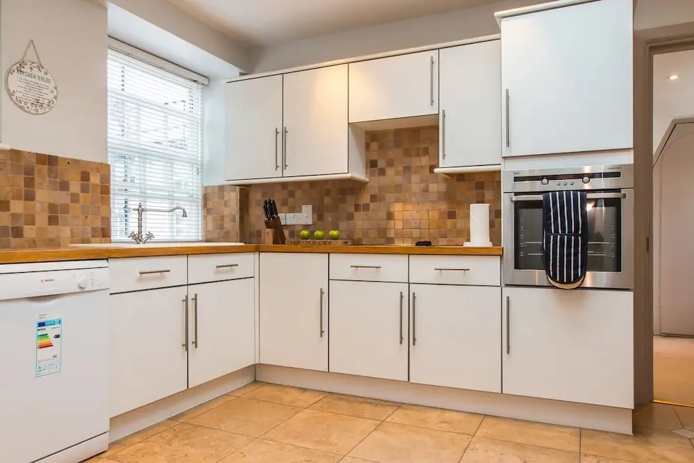 Audley Street Apartment