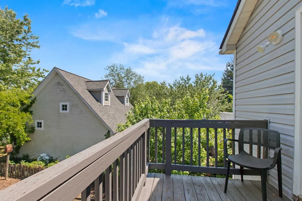 Solomons Island 6BR Family Getaway