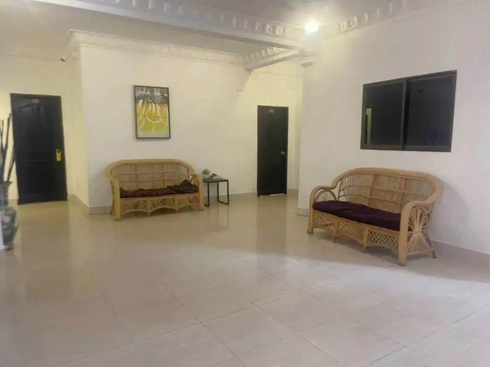 Best Central Point Hotel