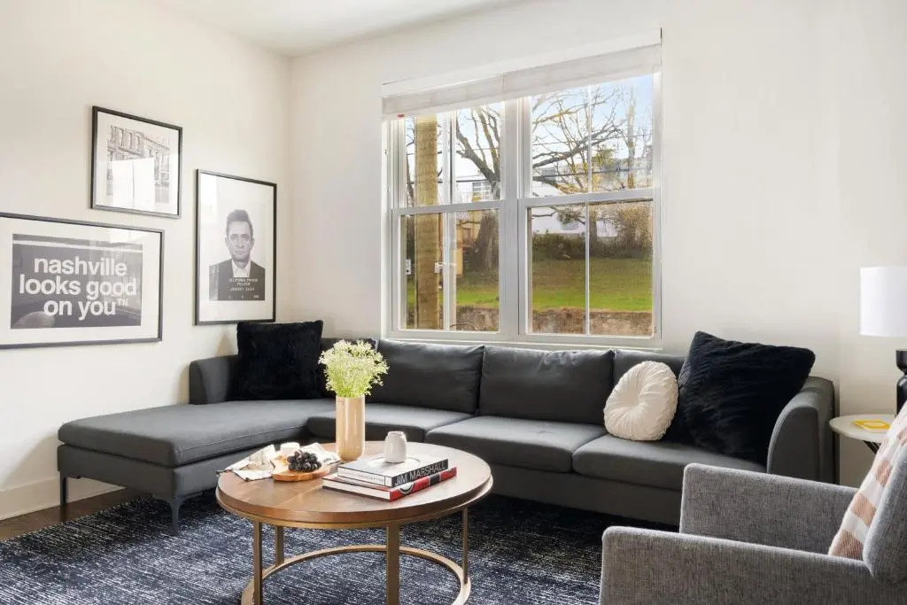 Hart Suite Buyout 1 by AvantStay Two Town House Buyout w Modern Amenities in Nashville
