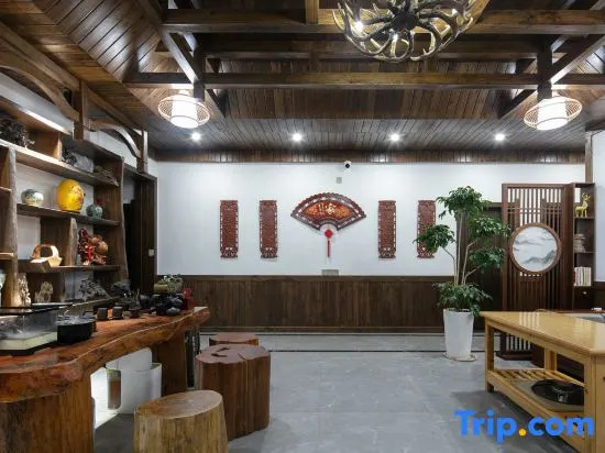 Shanshuiju B&B (Zhangjiajie National Forest Park)